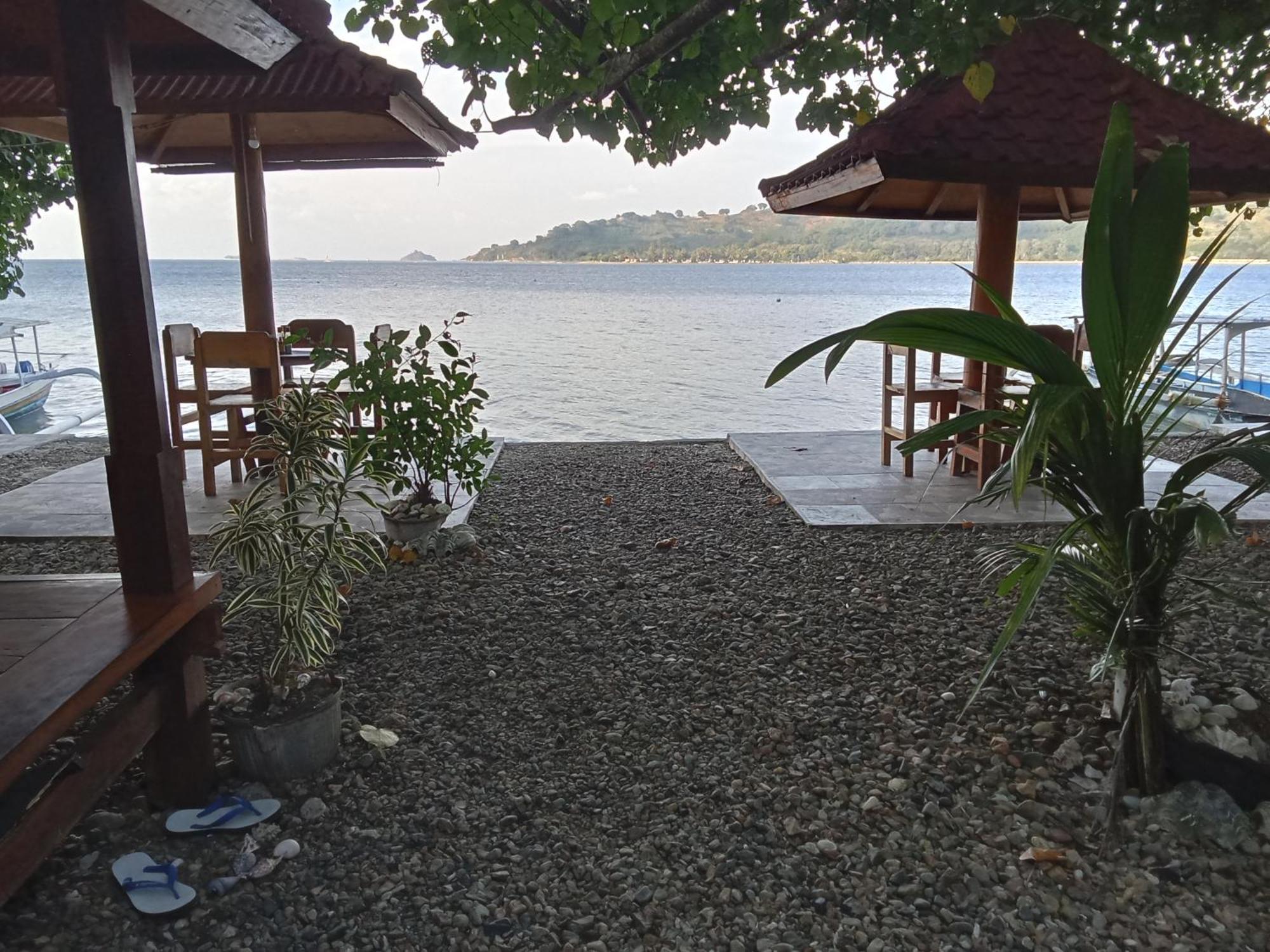 Pelangi Homestay Bungalow Gili Gede Sekotong Kültér fotó